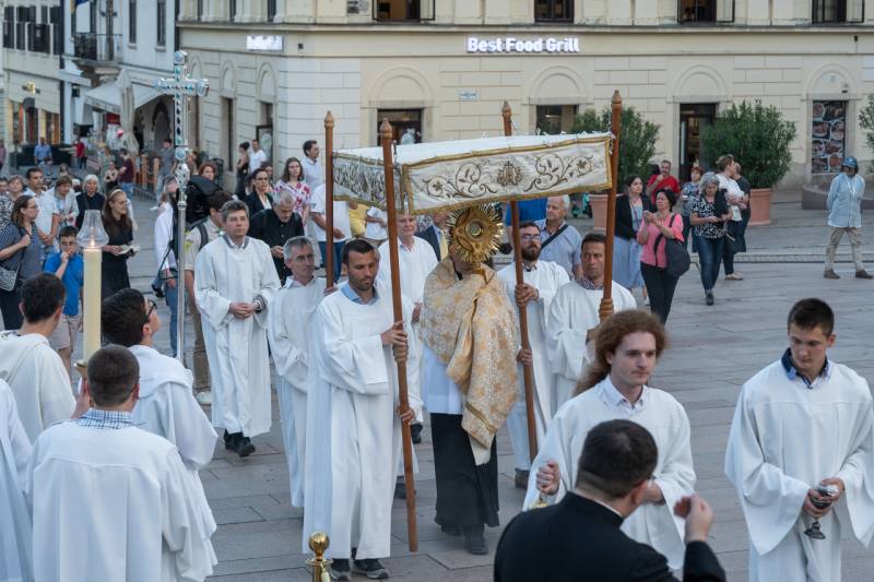 2024_06_02_urnapja pecs_116.jpg